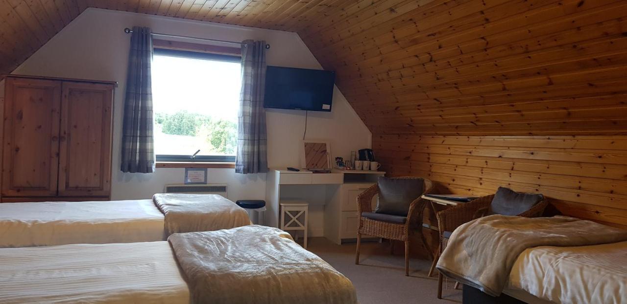 Carn Mhor Bed And Breakfast Авімор Екстер'єр фото