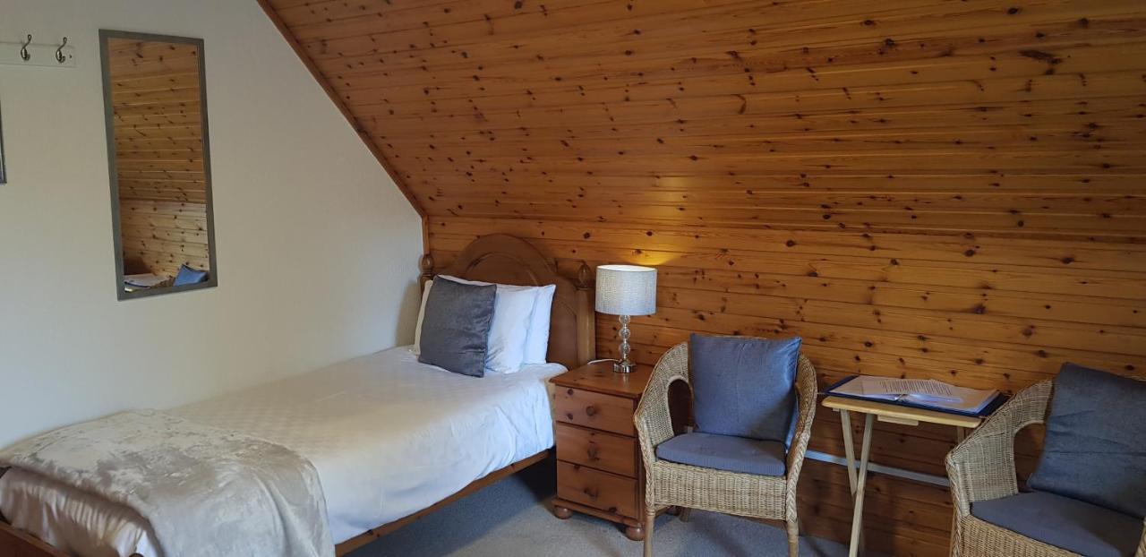 Carn Mhor Bed And Breakfast Авімор Екстер'єр фото