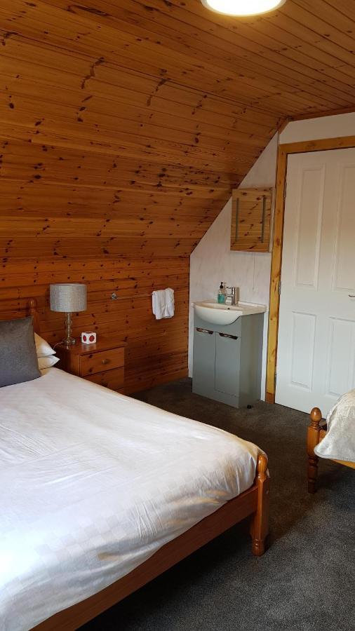 Carn Mhor Bed And Breakfast Авімор Екстер'єр фото
